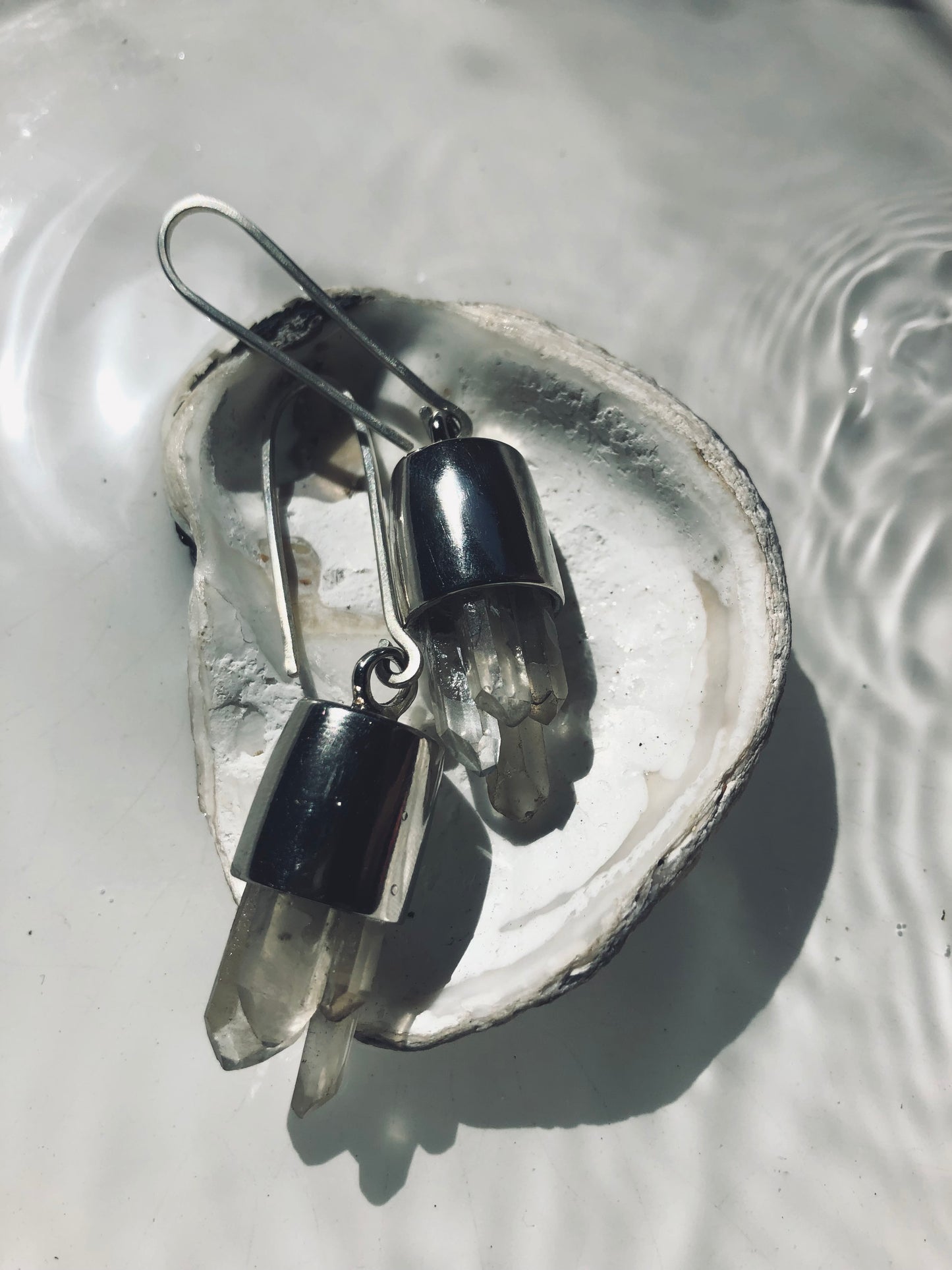 brinco eleva - cristais