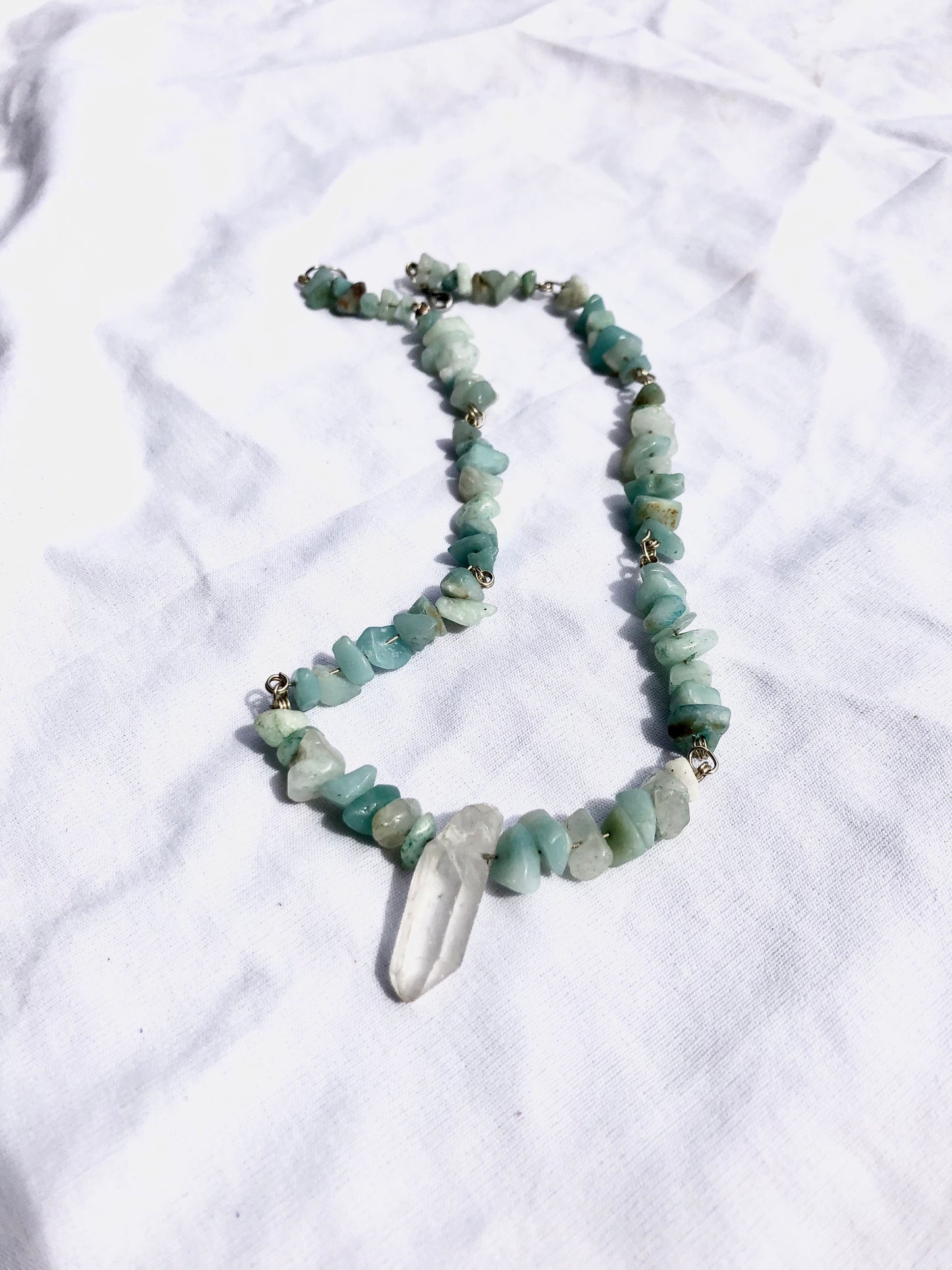 amuleto amazonita + cristal