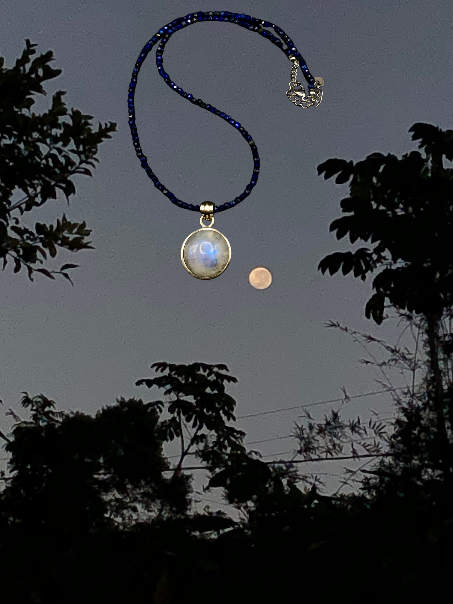 gargantilha Soma सोम
