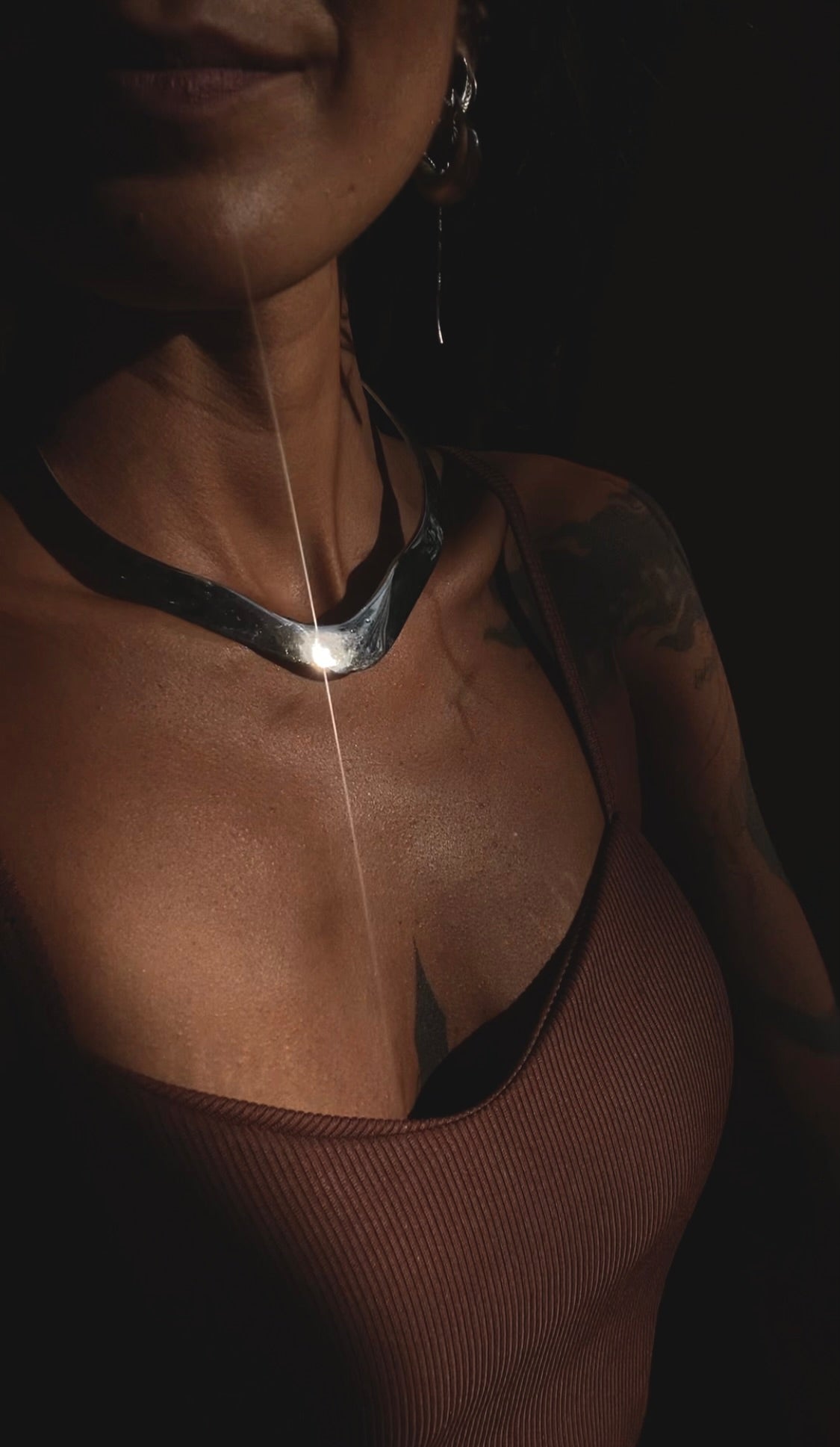 gargantilha Shri श्री