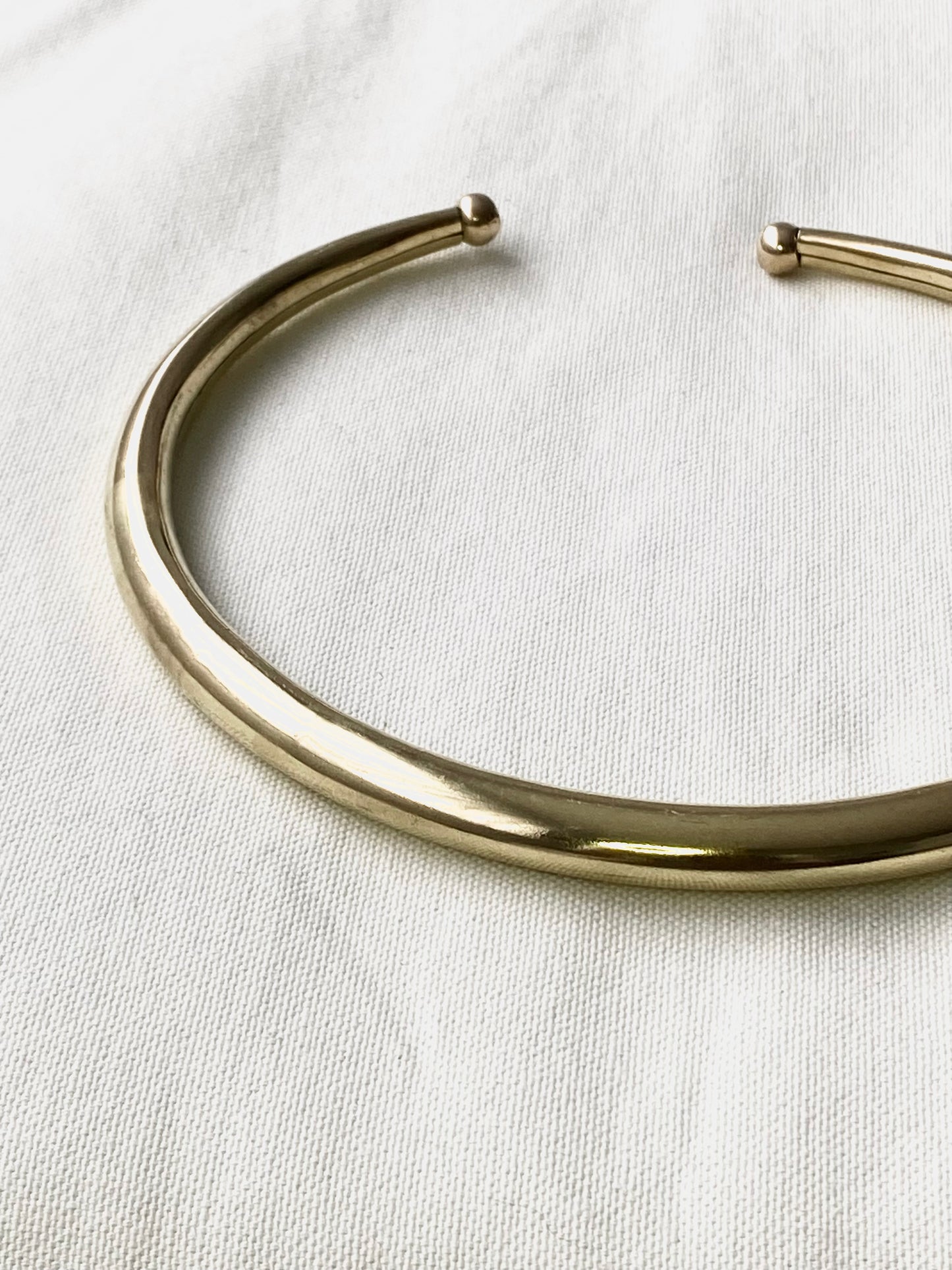 gargantilha आनंद brass